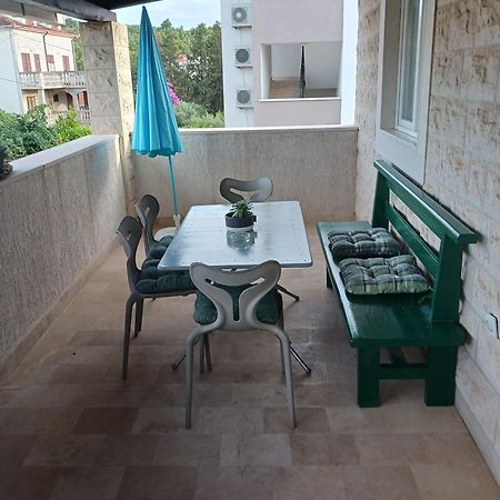 Apartments Marino - Near Family Friendly Beach ซูเปตาร์ ภายนอก รูปภาพ