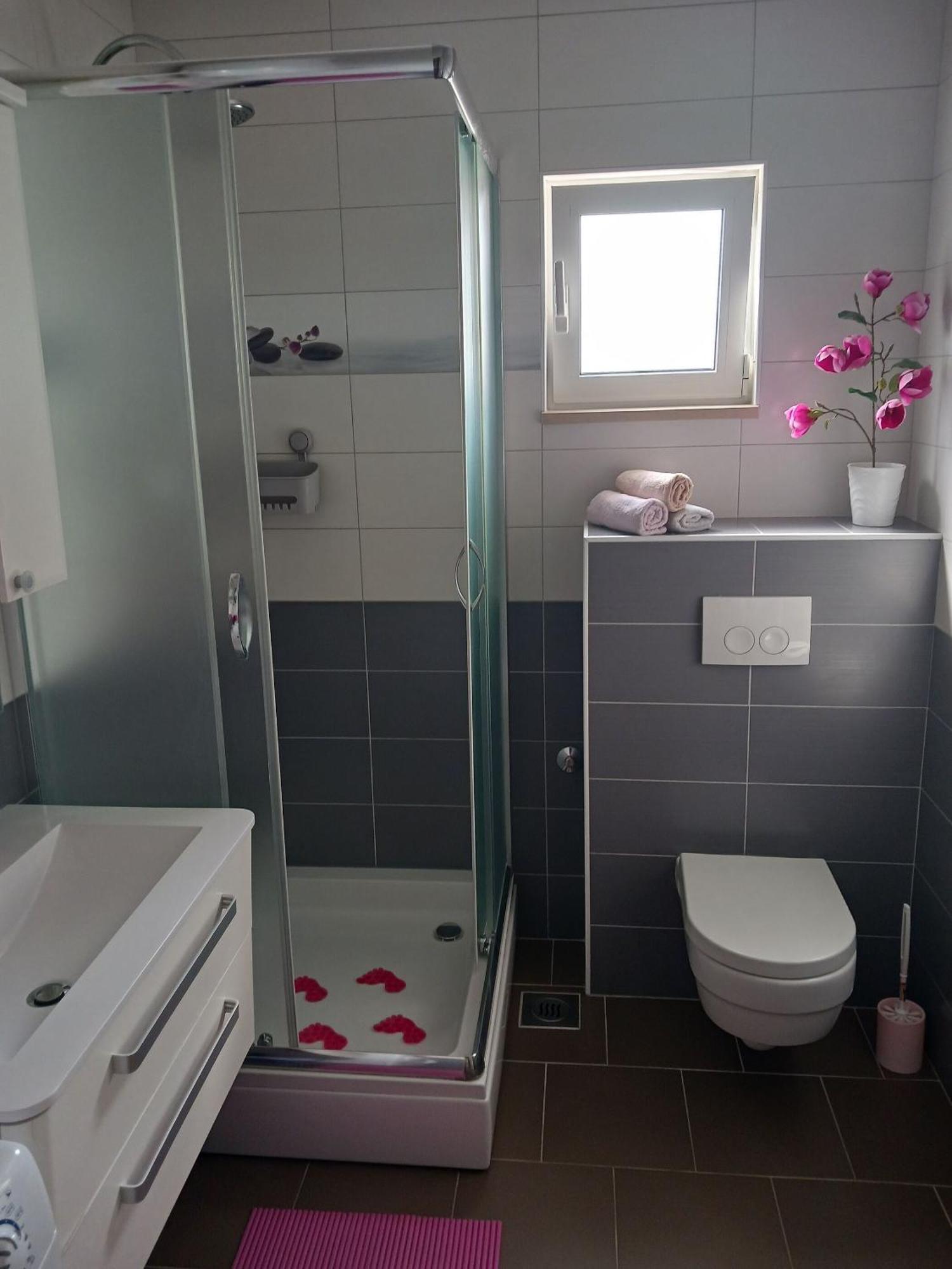 Apartments Marino - Near Family Friendly Beach ซูเปตาร์ ภายนอก รูปภาพ
