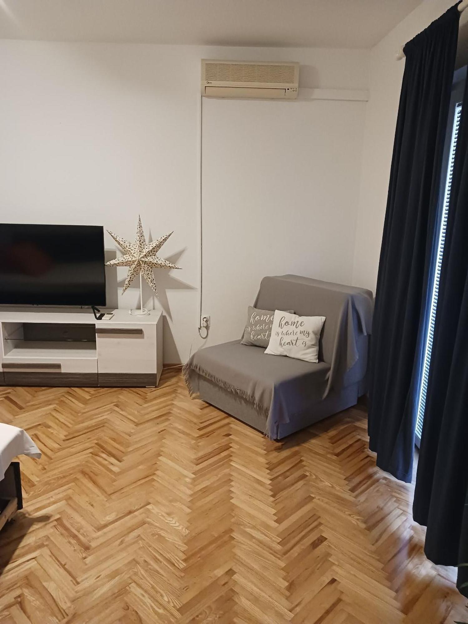 Apartments Marino - Near Family Friendly Beach ซูเปตาร์ ภายนอก รูปภาพ
